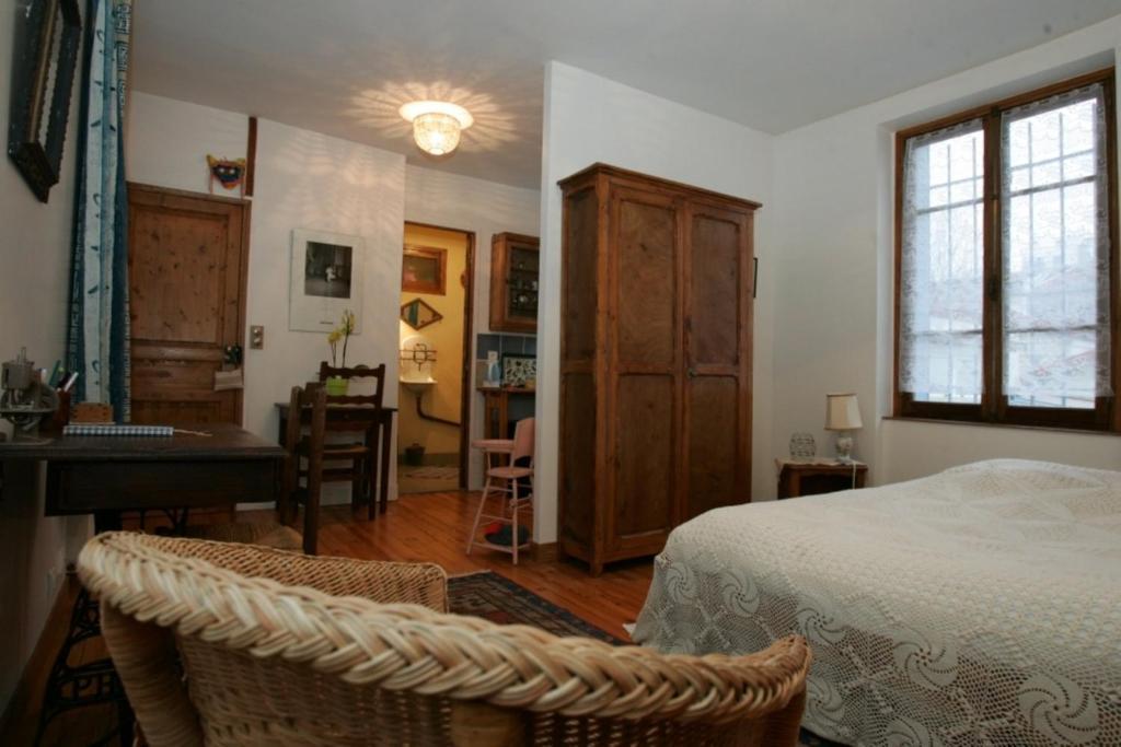 D'hotes De Belleville Bed & Breakfast *